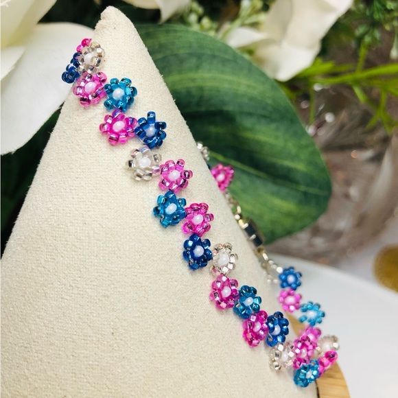 Pink Blue Czech Beaded Bracelet Daisy Thin Dainty Floral Flower Bling Glam NEW - Picture 5 of 6